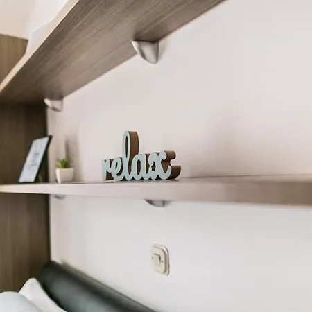 Derocchi Apartman Póla